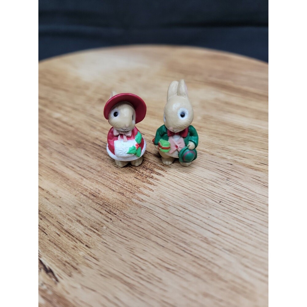Hallmark Christmas Merry Miniature 1987 Bunny Rabbit Figure Duo